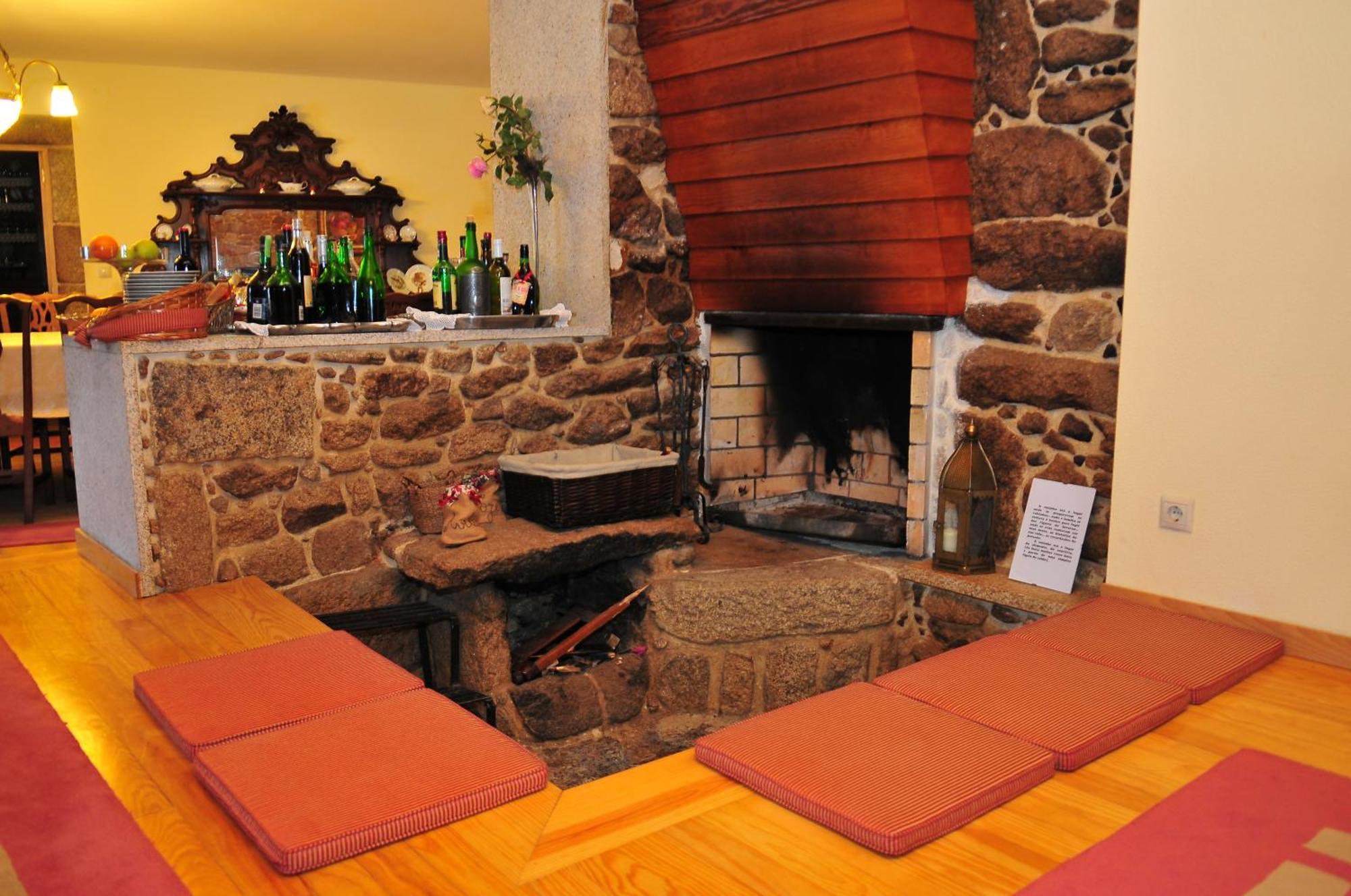 Outros Tempos Turismo De Aldeia Hotel Aricera Kültér fotó